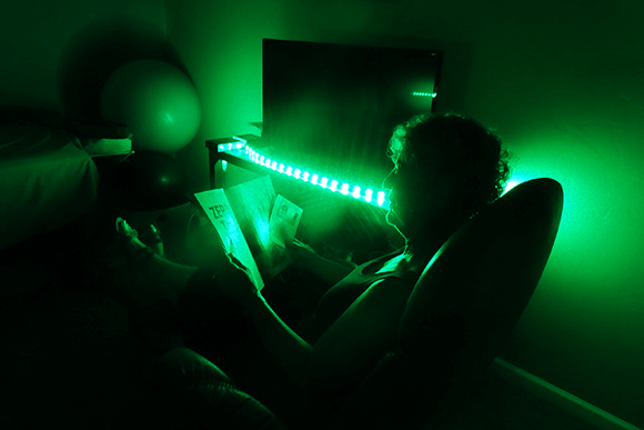 Green light therapy