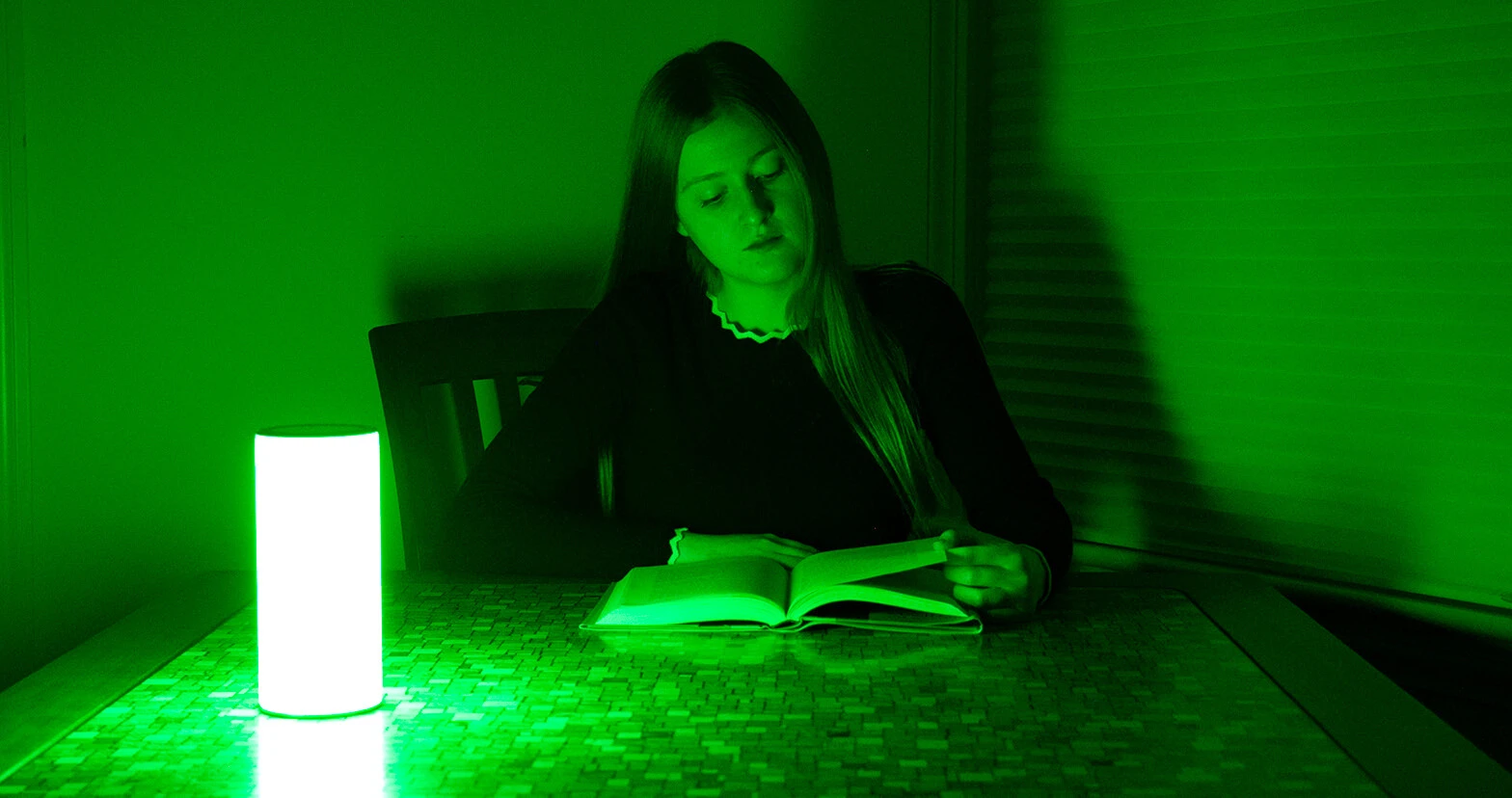 Green light therapy for pain relief
