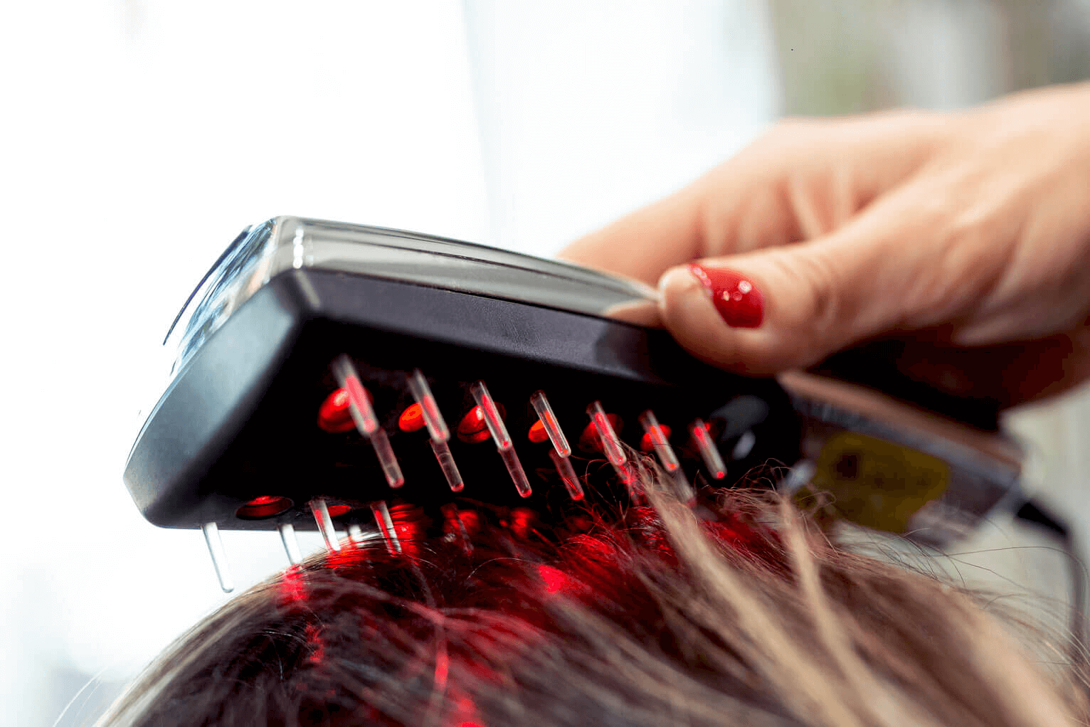 3 Best Red Light Therapy Hair Growth Devices That Do Work